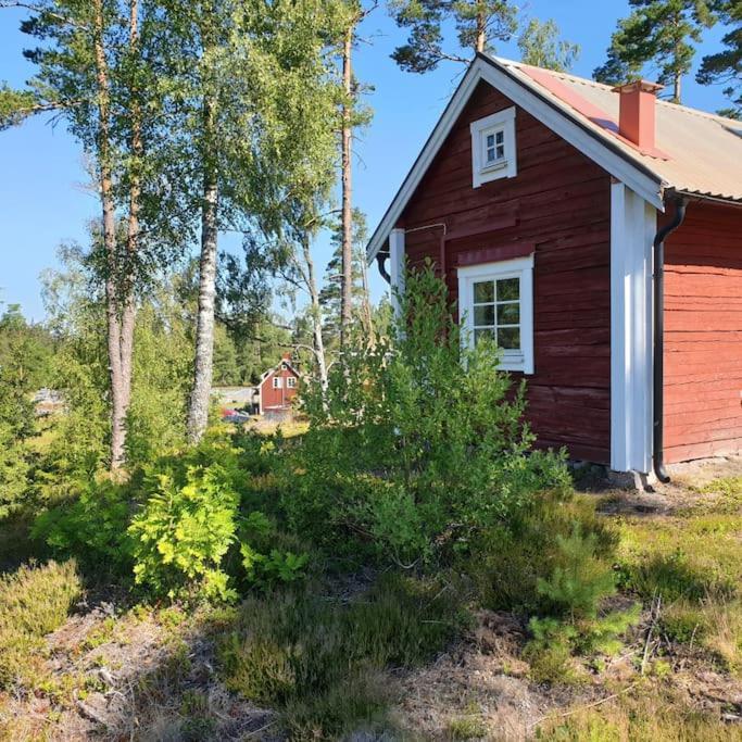 Cabin Near Lake And Beautiful Nature Reserve. Bodafors Екстер'єр фото